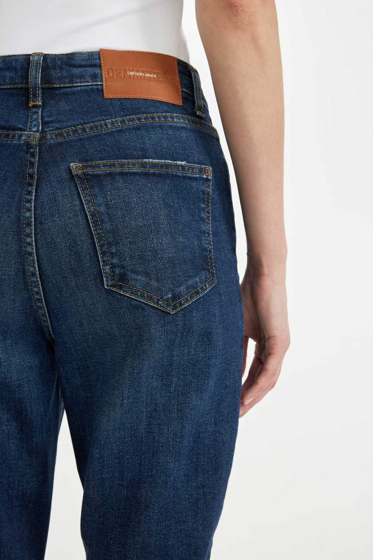 Pantalon Jean coupe régulière Taille Haute avec Détails Déchirés Vintage Mary pour Femme