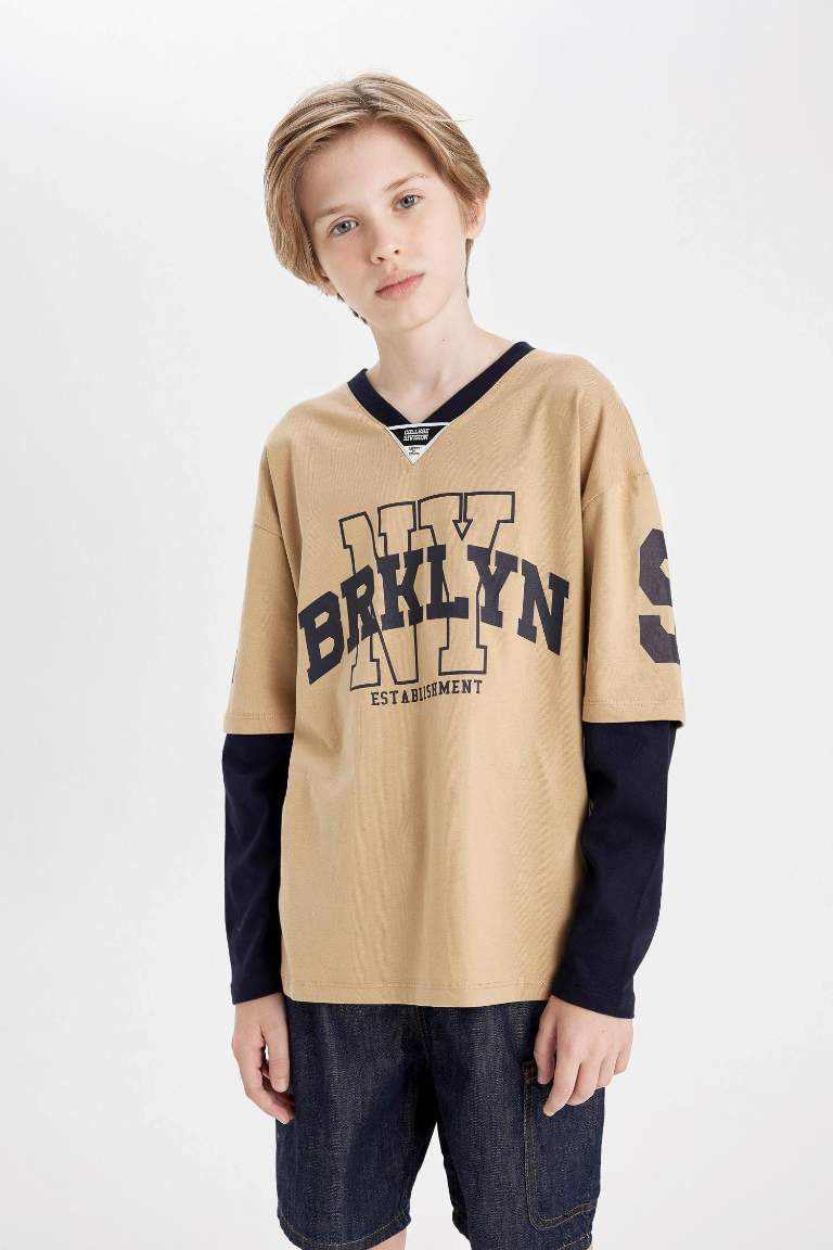 Boy Oversize Fit Wide Fit V Neck Text Printed T-Shirt