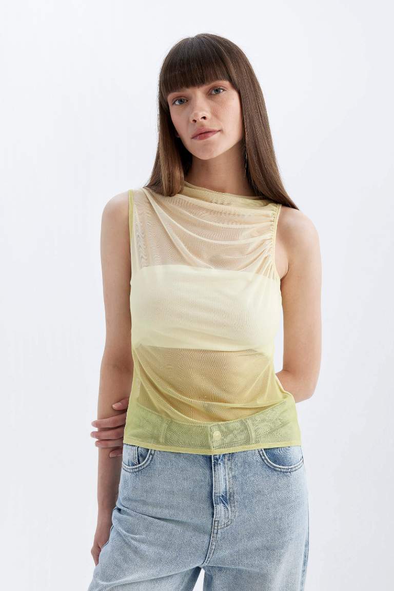 Slim Fit Scoop Neck Sleeveless Tulle Blouse