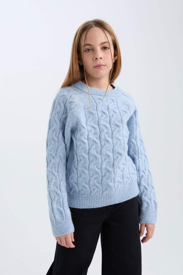 Girl Standard Fit Crew Neck Pullover