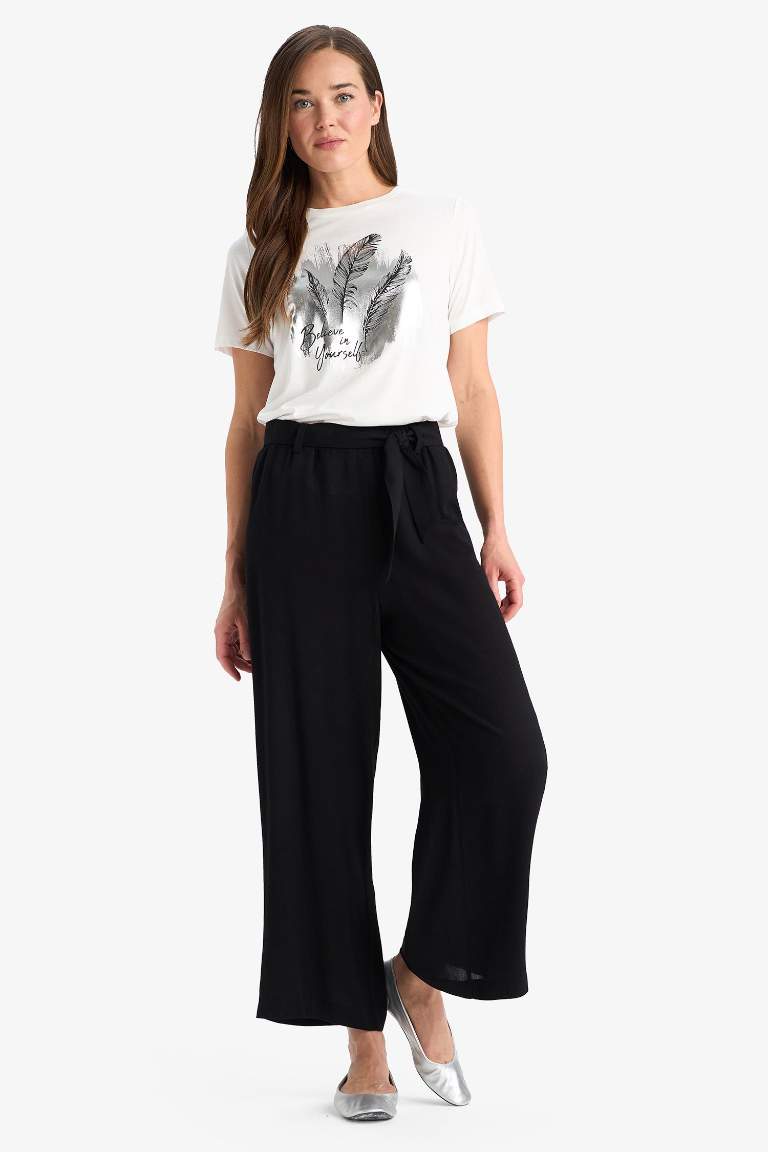 Culotte Esnek Belli Geniş Paça Kuşaklı Krinkıl Viskon Kapri Pantolon