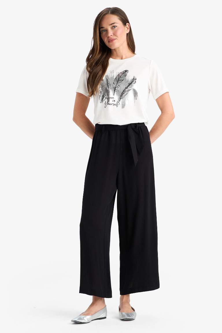 Culotte Esnek Belli Geniş Paça Kuşaklı Krinkıl Viskon Kapri Pantolon