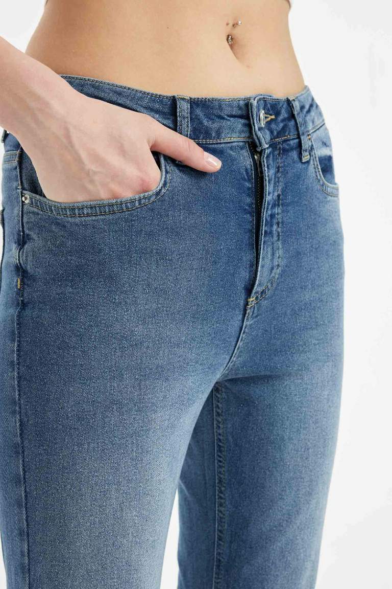 Mia Normal Waist Flared Long Jeans