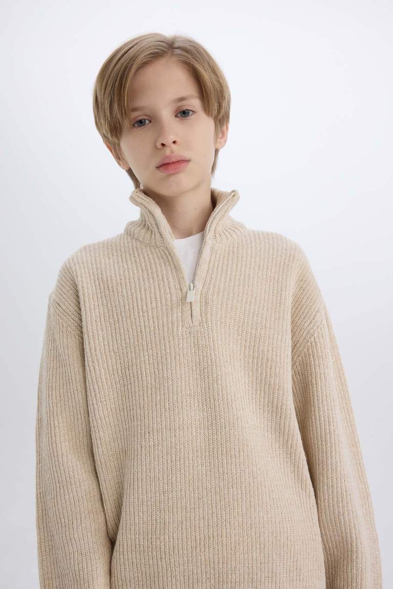 Boy Regular Fit Zip-Up Turtle Neck Pullover