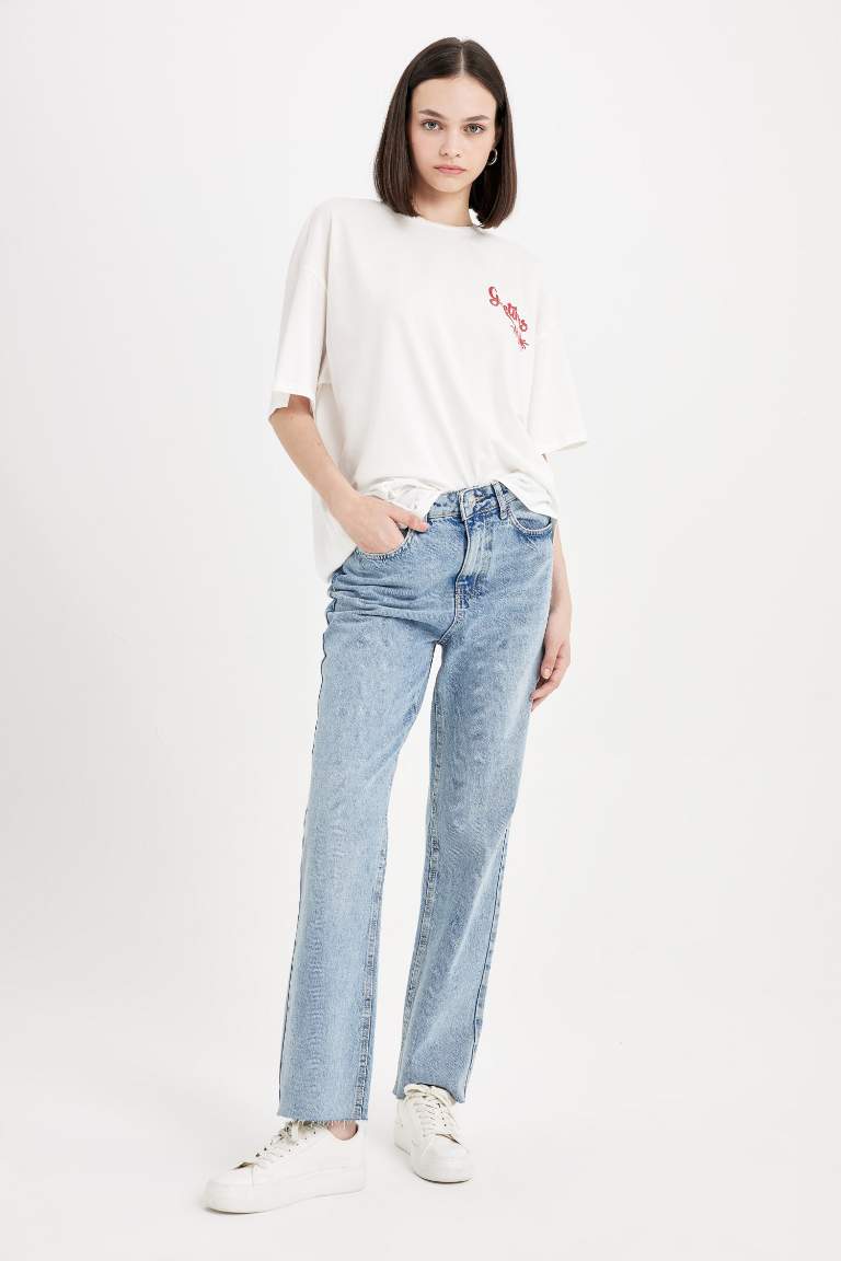 Straight Fit High Waist Washed Jeans