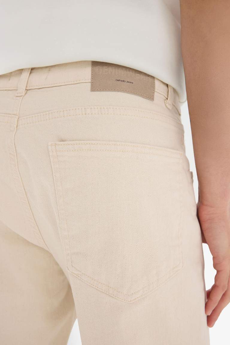 Slim Tapered Fit Skinny Leg Jeans