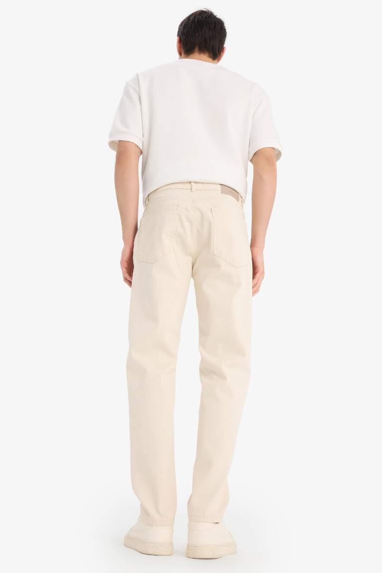 Slim Tapered Fit Skinny Leg Jeans