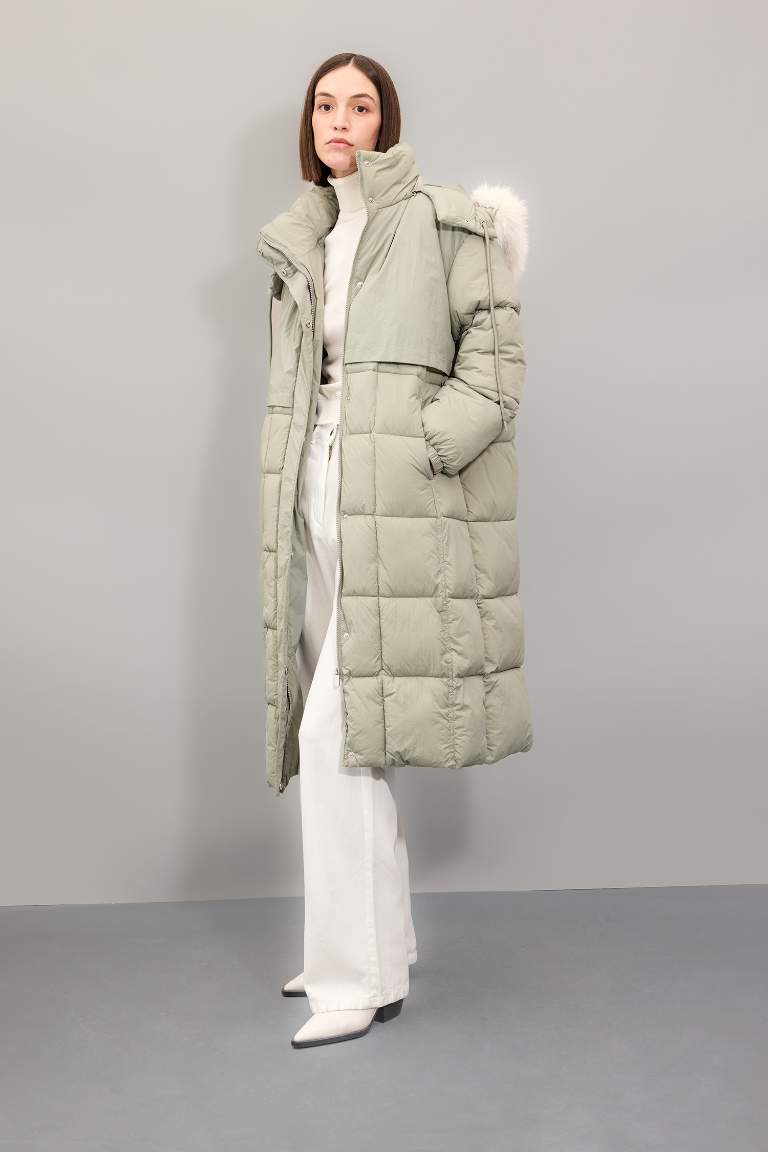 Regular Fit Kapüşonlu Parka
