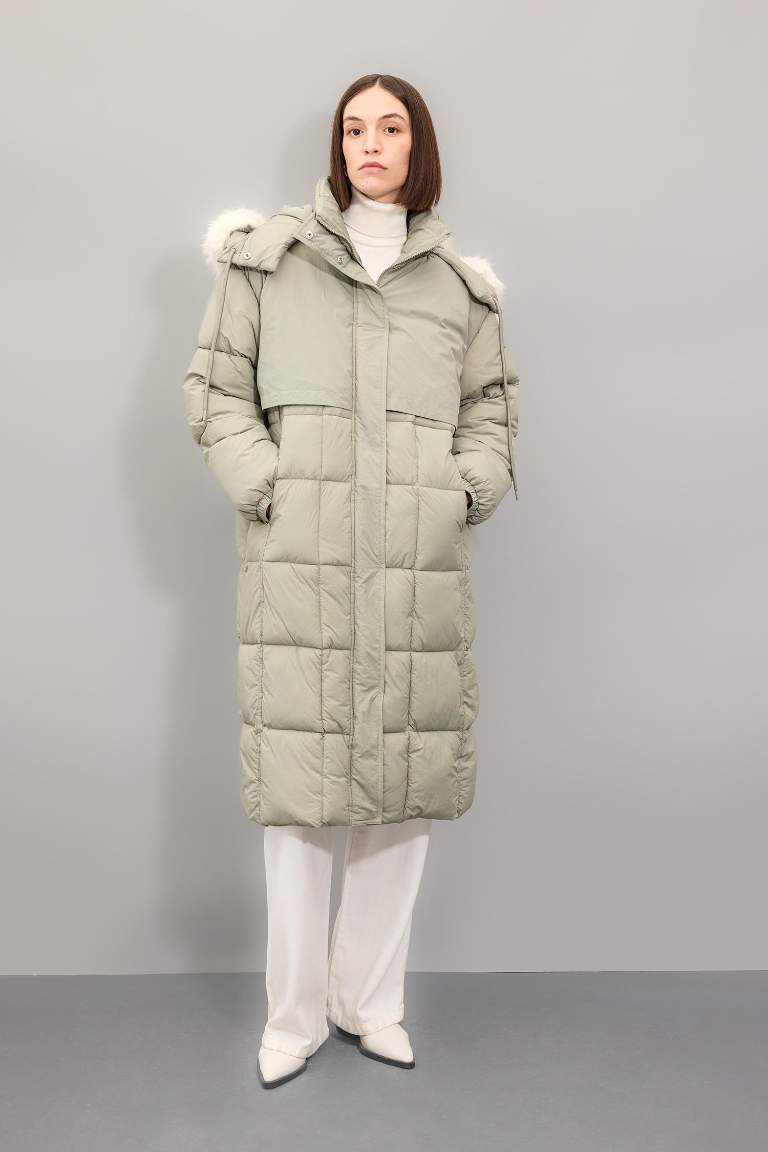 Regular Fit Kapüşonlu Parka