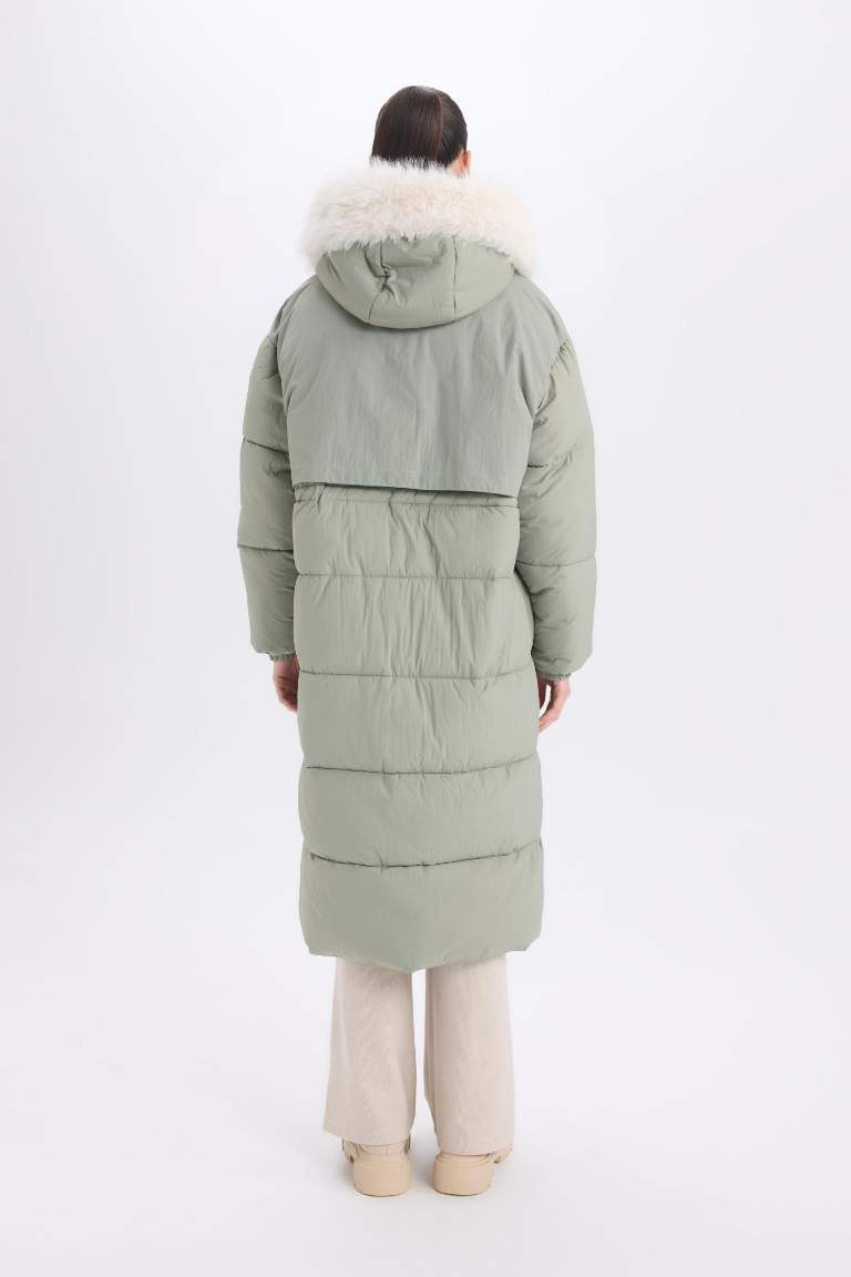 Regular Fit Kapüşonlu Parka