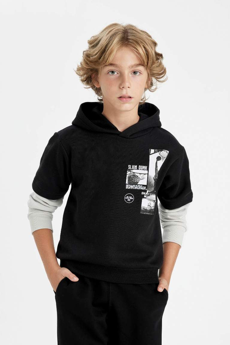 Boy Regular Fit Hooded Sweatshirt