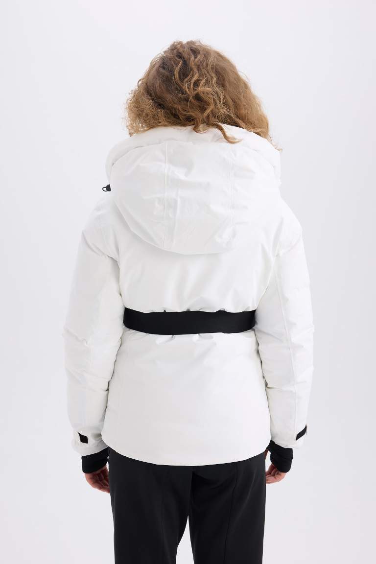 Water Repellent Regular Fit Puffer Jacket