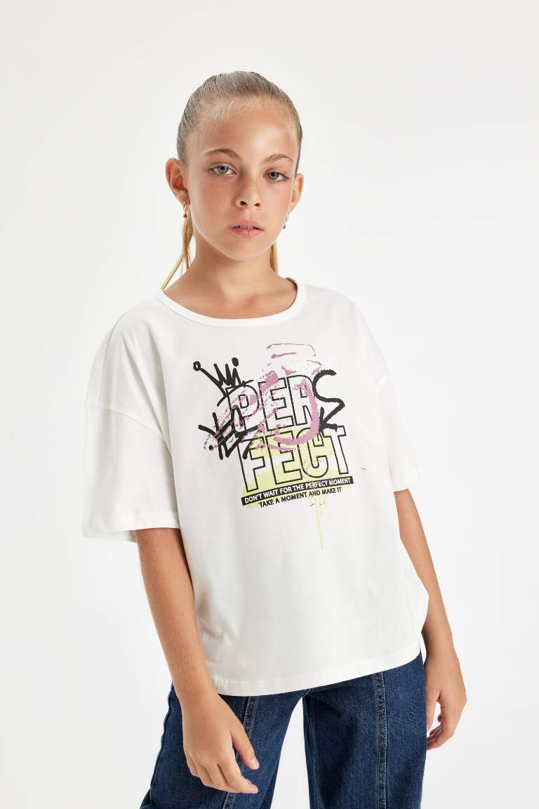 Girl Oversize Fit Crew Neck Back Printed T-Shirt