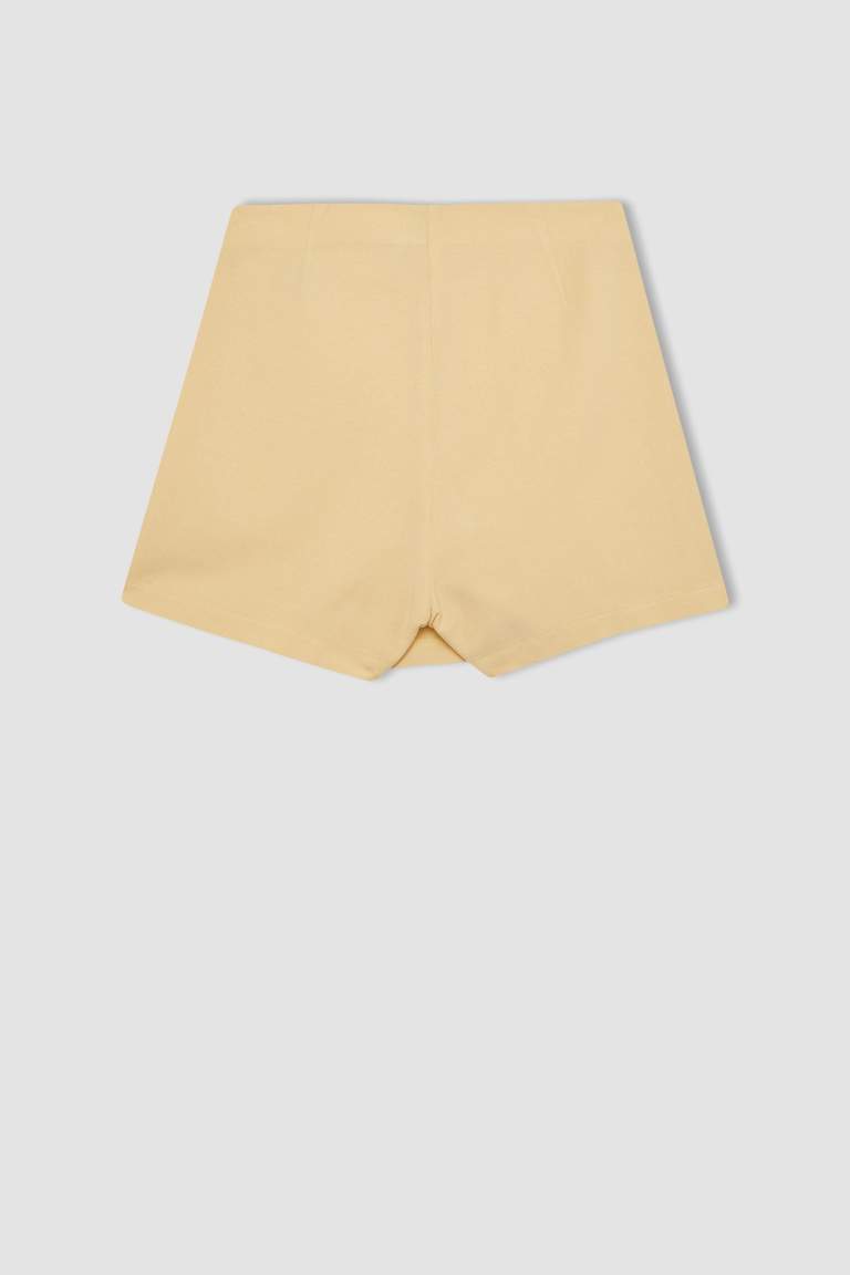 Regular Fit High waist Shorts