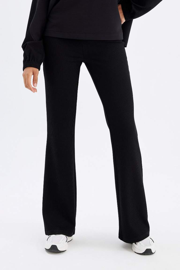 DeFactoFit Flare Fit İspanyol Paça Standart Boy Modal Sporcu Pantolon