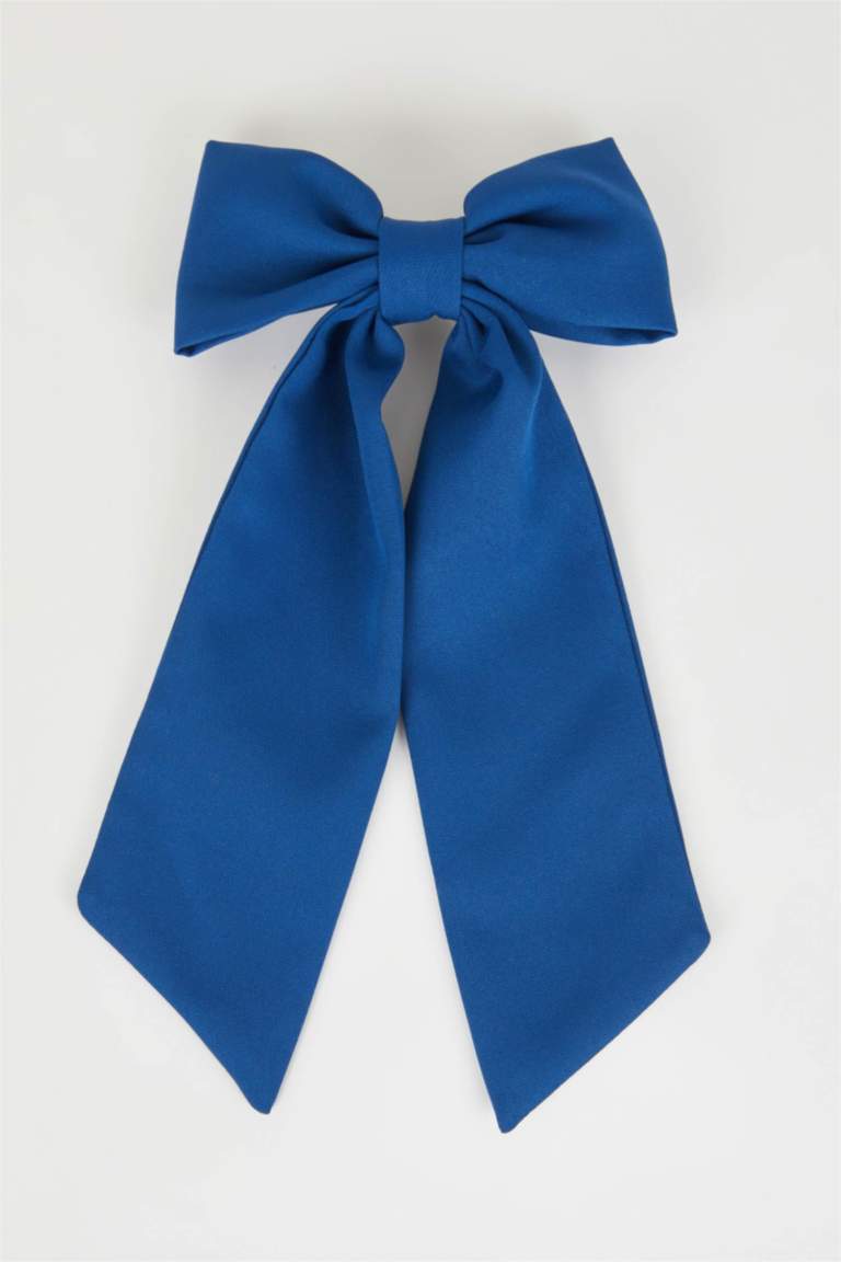 Barrette avec nœud bleu pour fille
