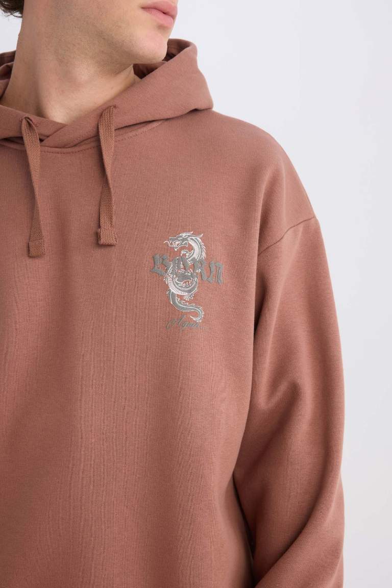 Boxy Fit Kapüşonlu Sırt Baskılı Sweatshirt