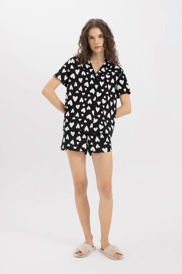 Fall in Love Patterned Short Sleeve 2 Piece Pajama Set