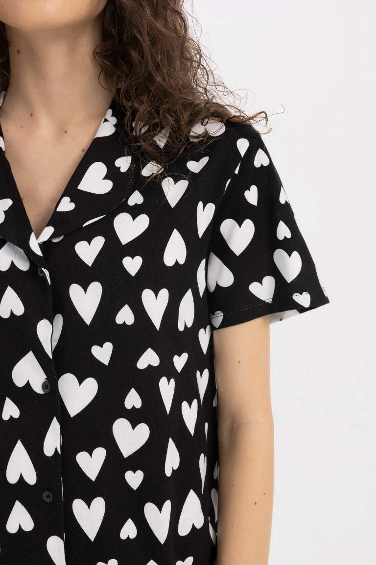 Fall in Love Patterned Short Sleeve 2 Piece Pajama Set