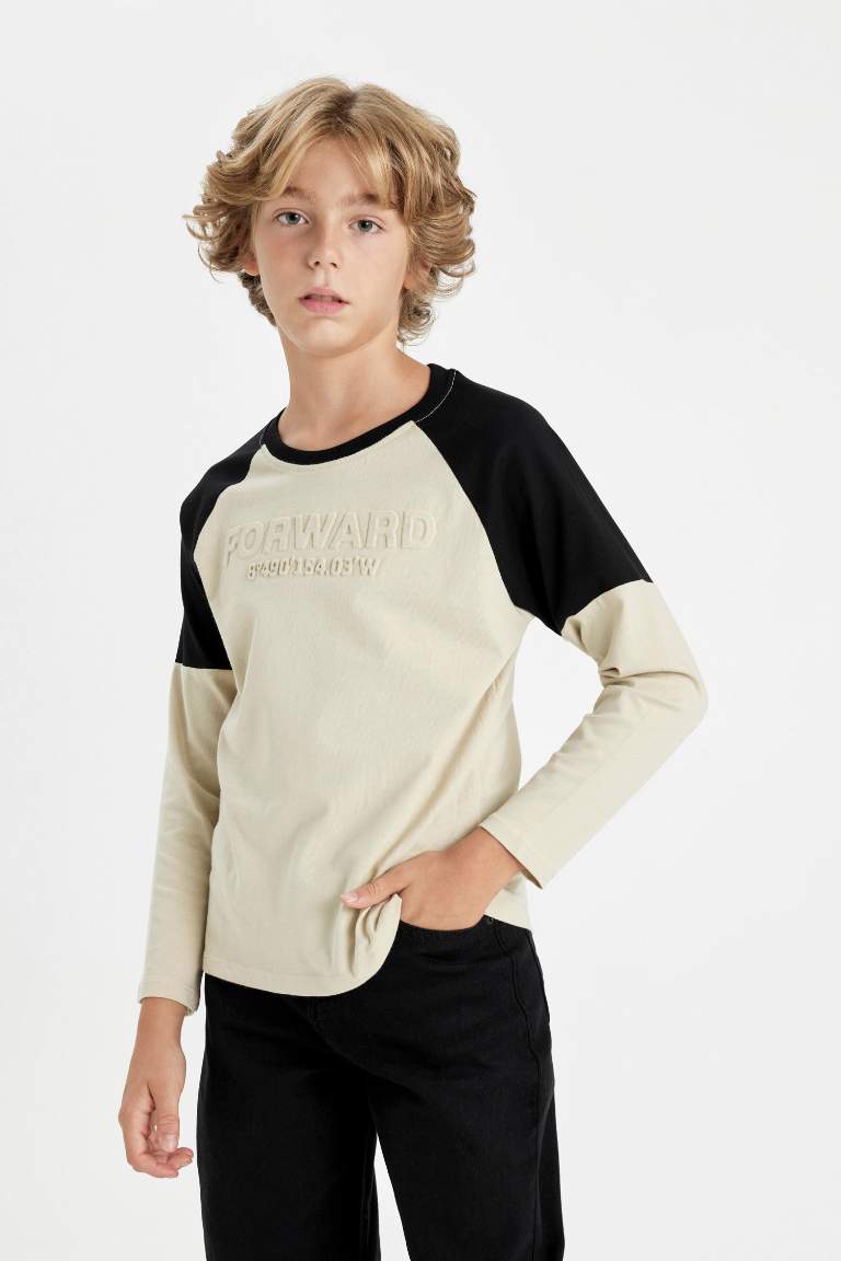 Boy Oversize Fit Crew Neck Long Sleeve T-Shirt