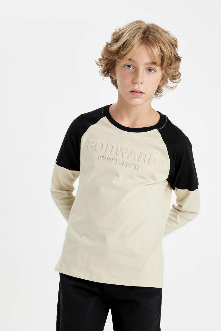 Boy Oversize Fit Crew Neck Long Sleeve T-Shirt