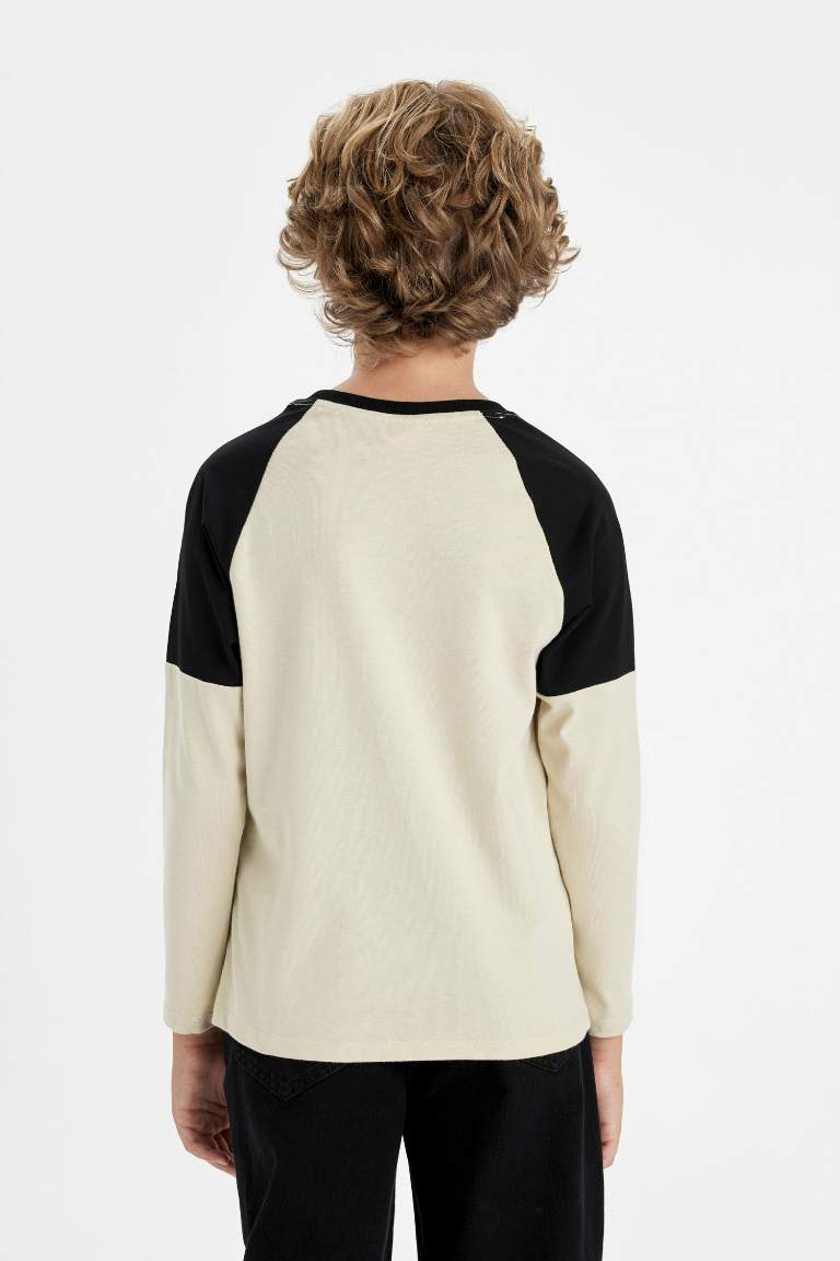 Boy Oversize Fit Crew Neck Long Sleeve T-Shirt