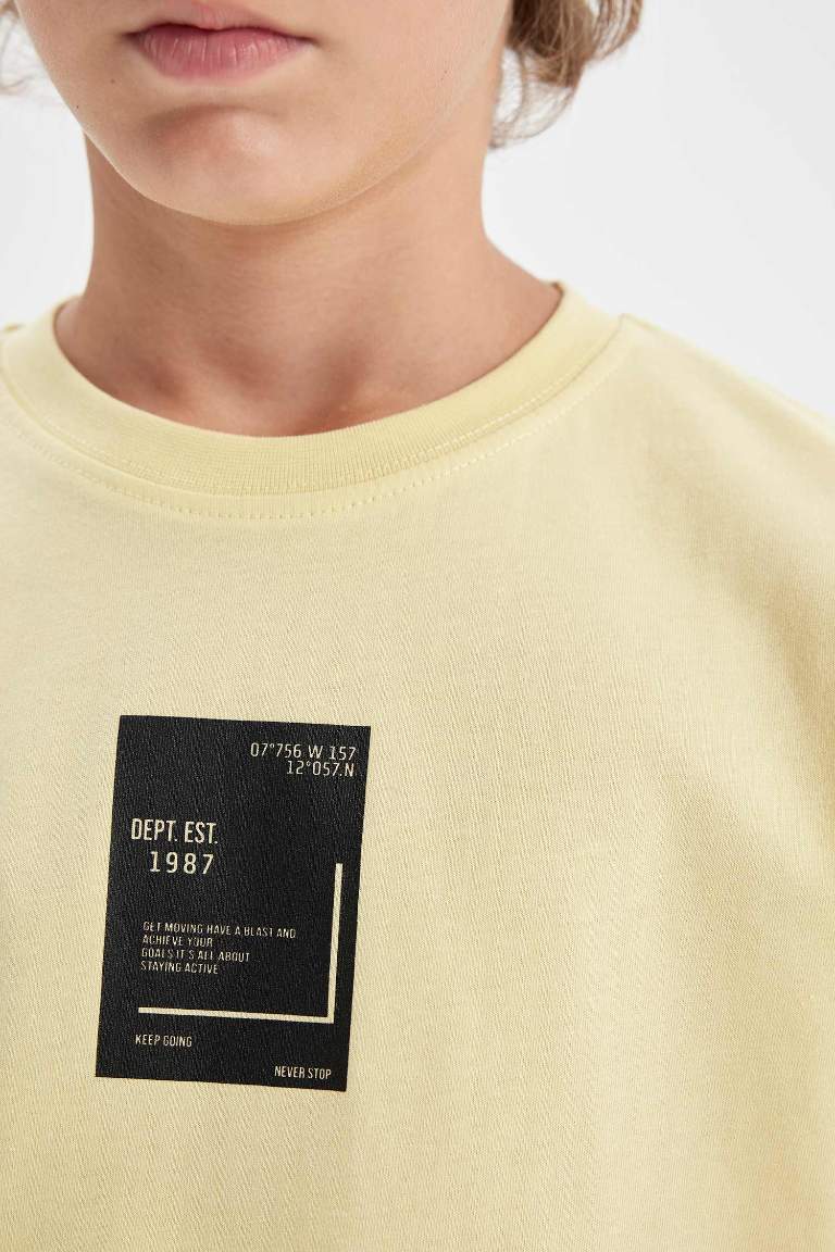 Boy Oversize Fit Crew Neck Printed T-Shirt