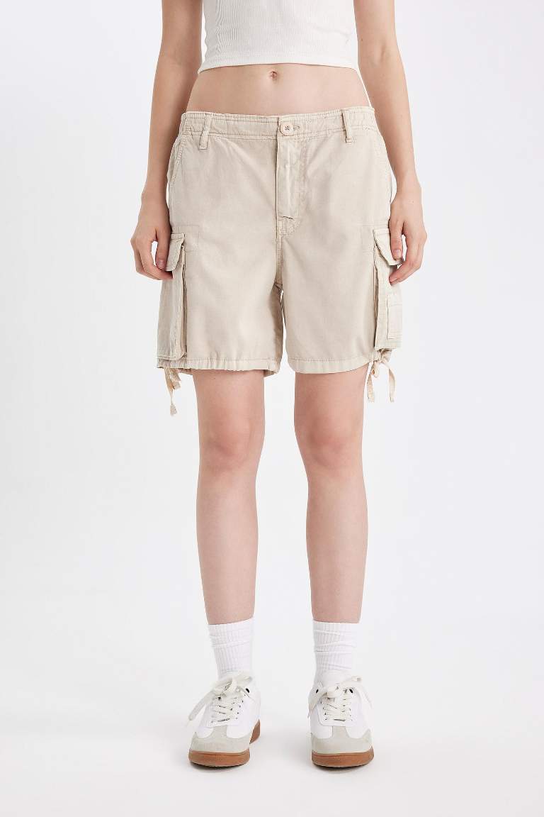 Regular Fit Normal Waist Gabardine Shorts