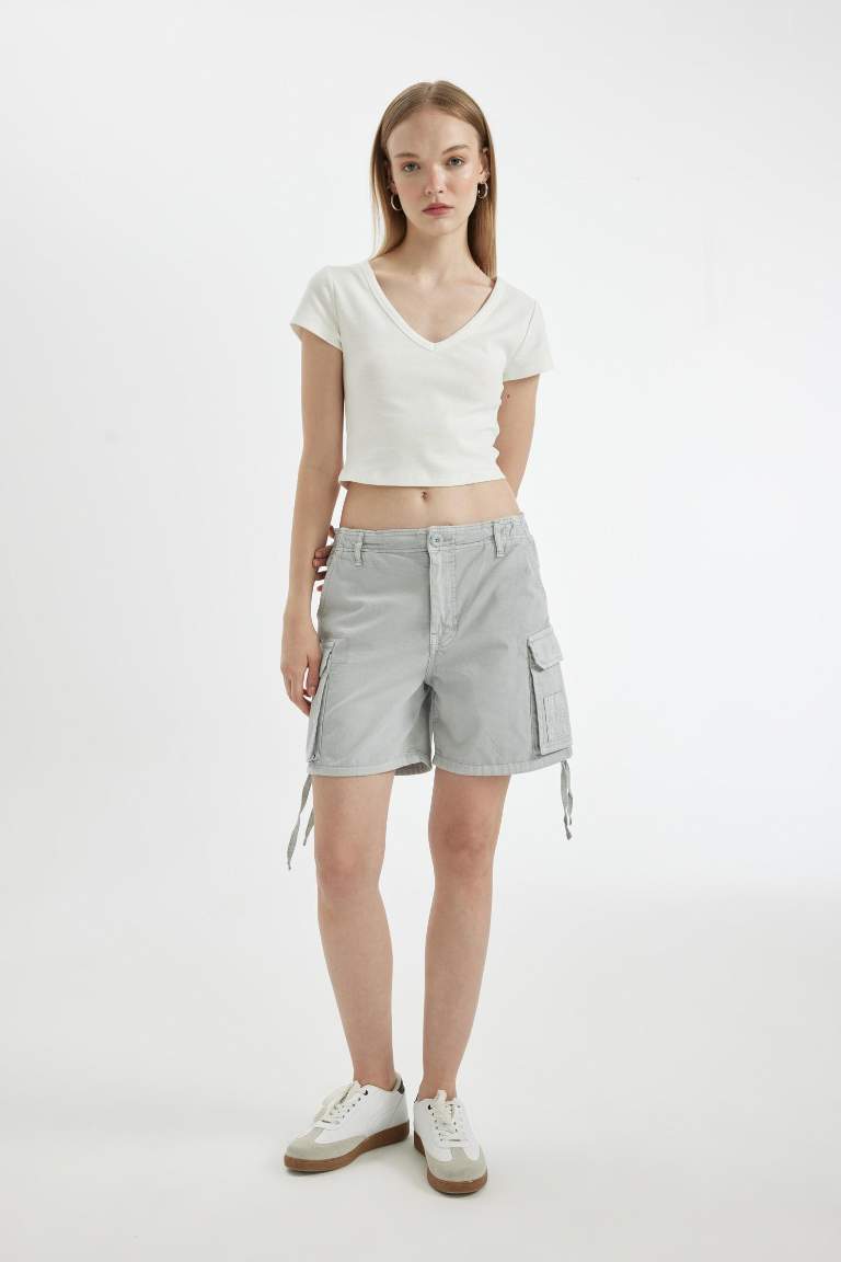 Regular Fit Gabardine Normal Waist Short Leg Shorts
