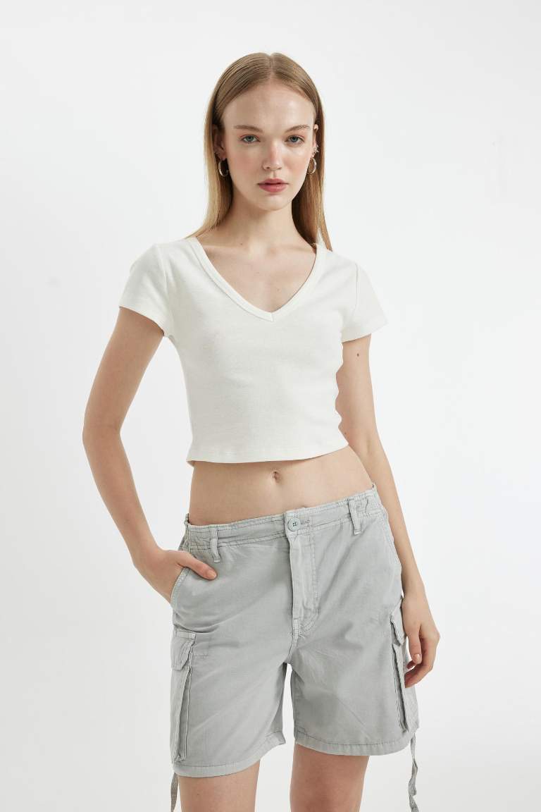 Regular Fit Gabardine Normal Waist Short Leg Shorts