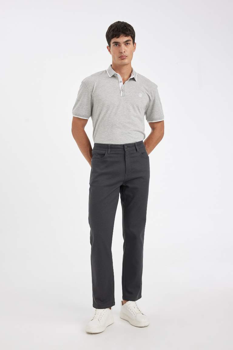 Straight Leg Pocketed Basic Trousers