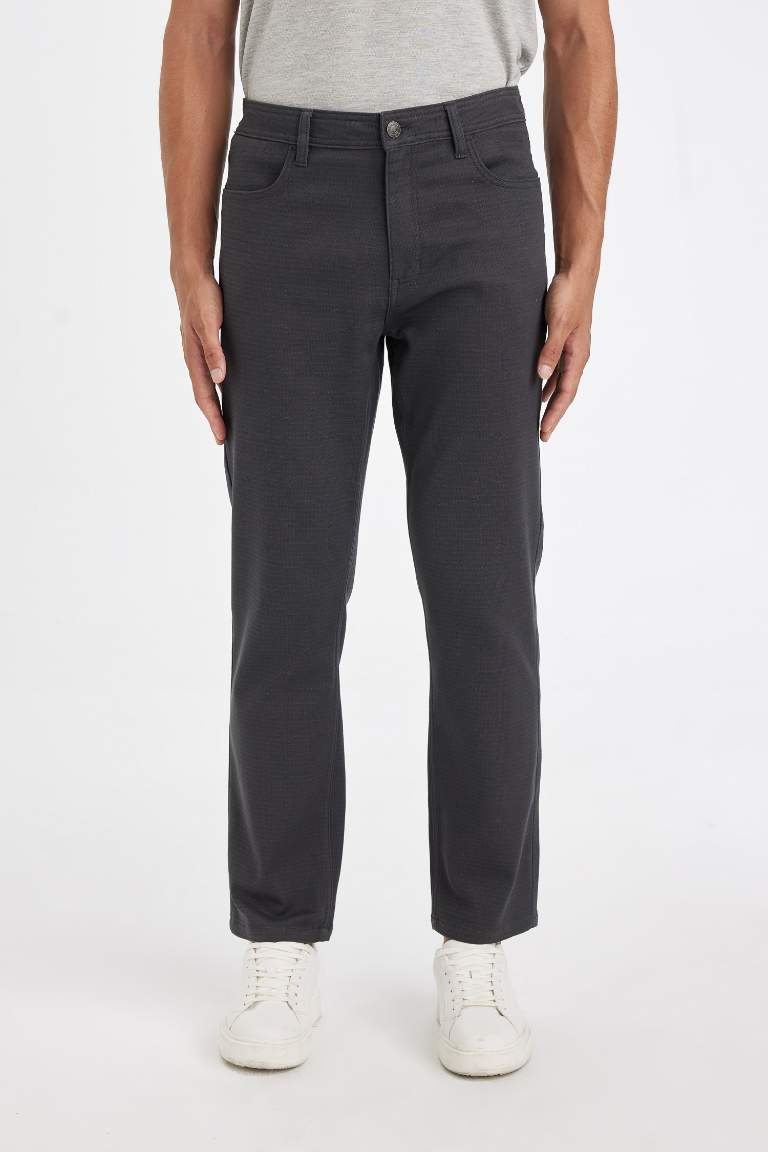 Straight Leg Pocketed Basic Trousers