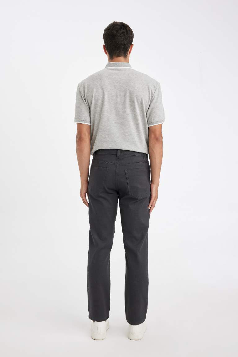 Straight Leg Pocketed Basic Trousers