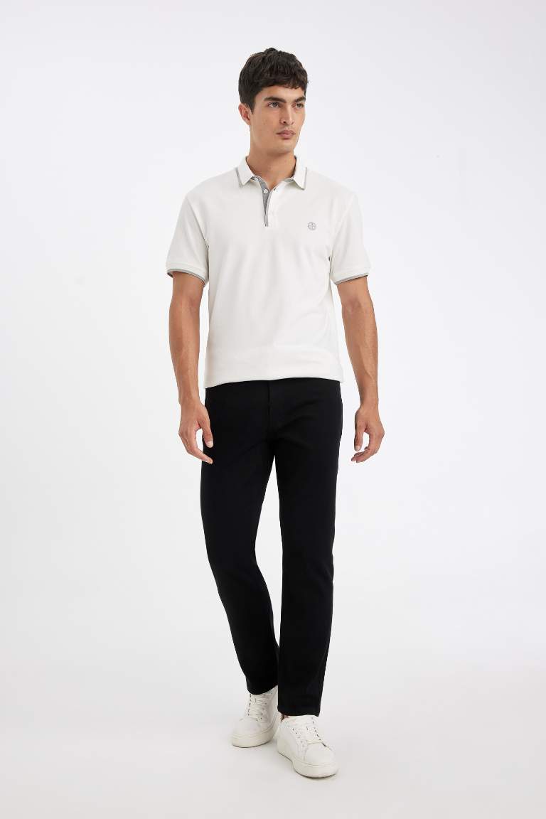 Straight Leg Pocketed Basic Trousers