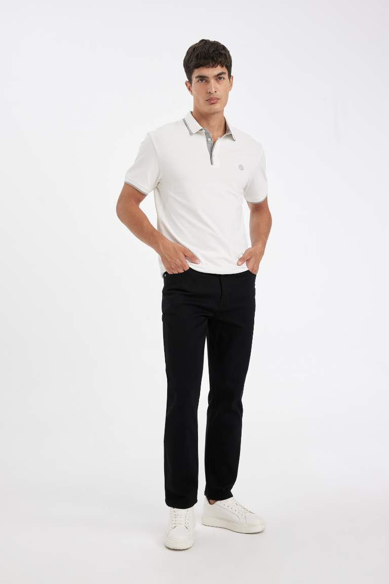 Straight Leg Pocketed Basic Trousers