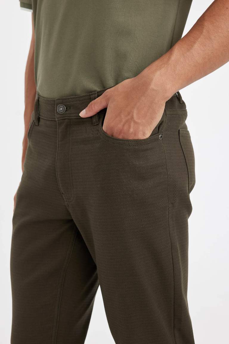 Straight Leg Pocketed Basic Trousers