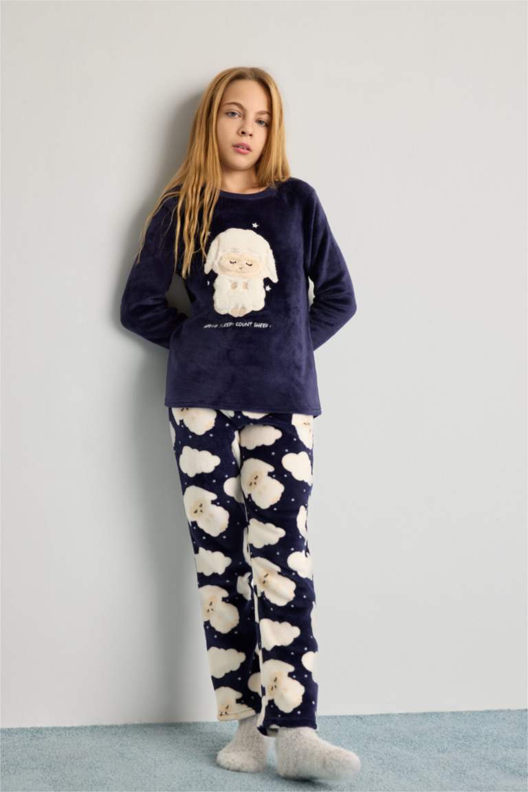 Girl Regular Fit Long Sleeve Plush 2 Piece Pajama Set