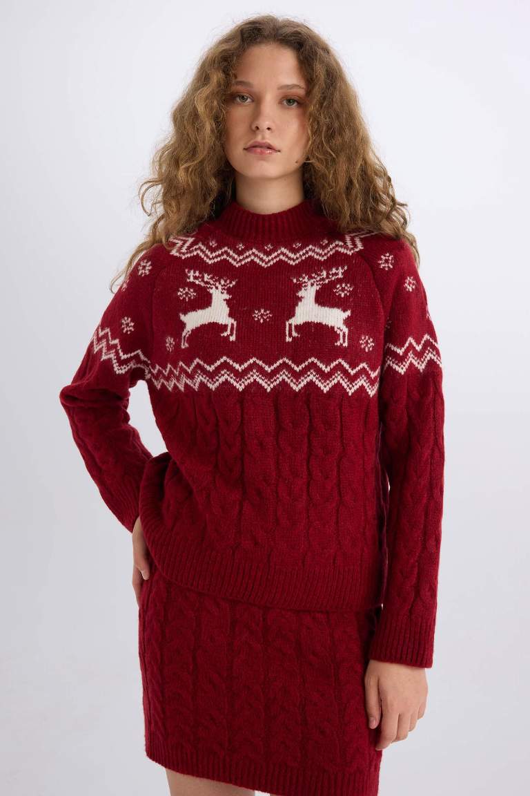 Christmas Themed Crew Neck Pullover