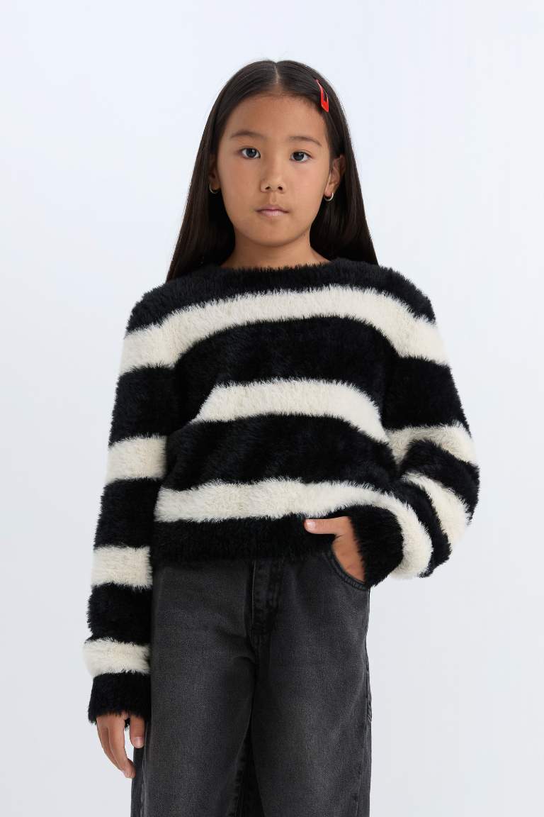 Girl Crew Neck Striped Pullover