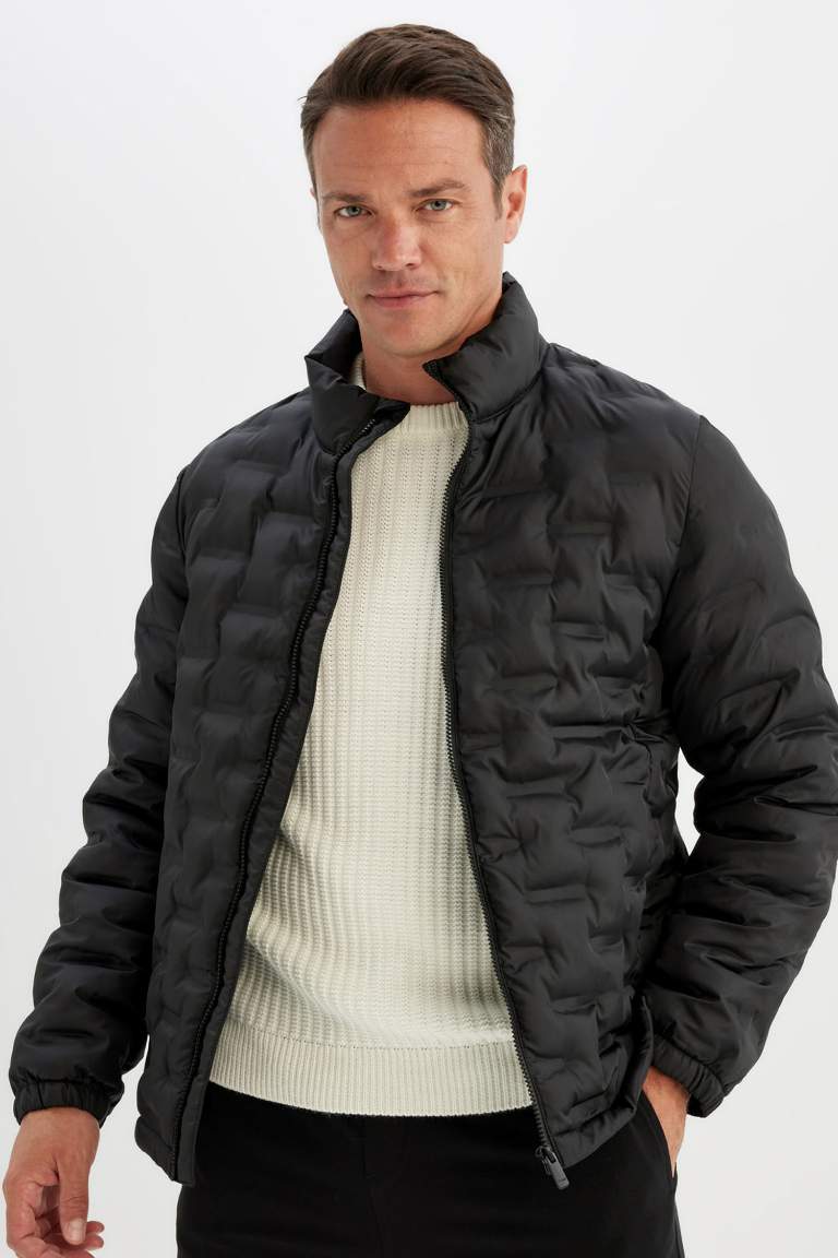 Black Waterproof Slim Fit Zippered Quilted Puffer Jacket