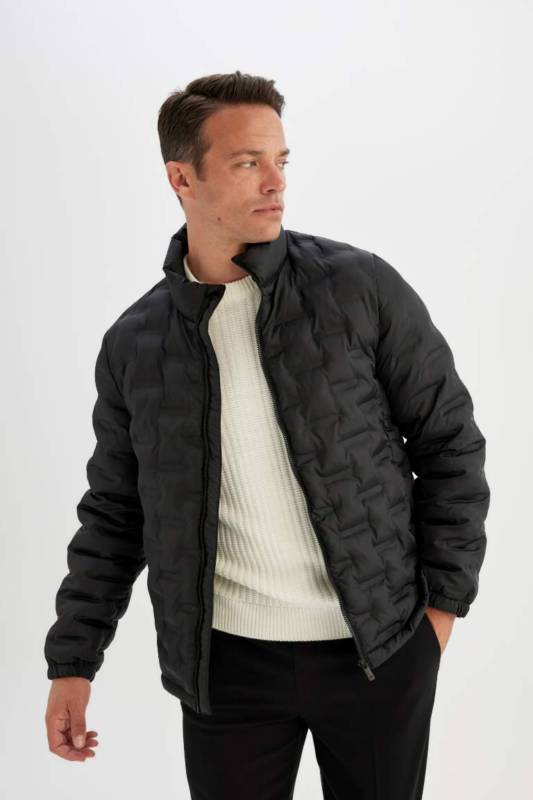 Black Waterproof Slim Fit Zippered Quilted Puffer Jacket