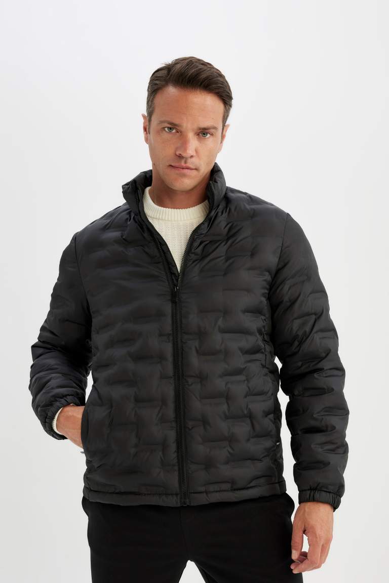 Black Waterproof Slim Fit Zippered Quilted Puffer Jacket