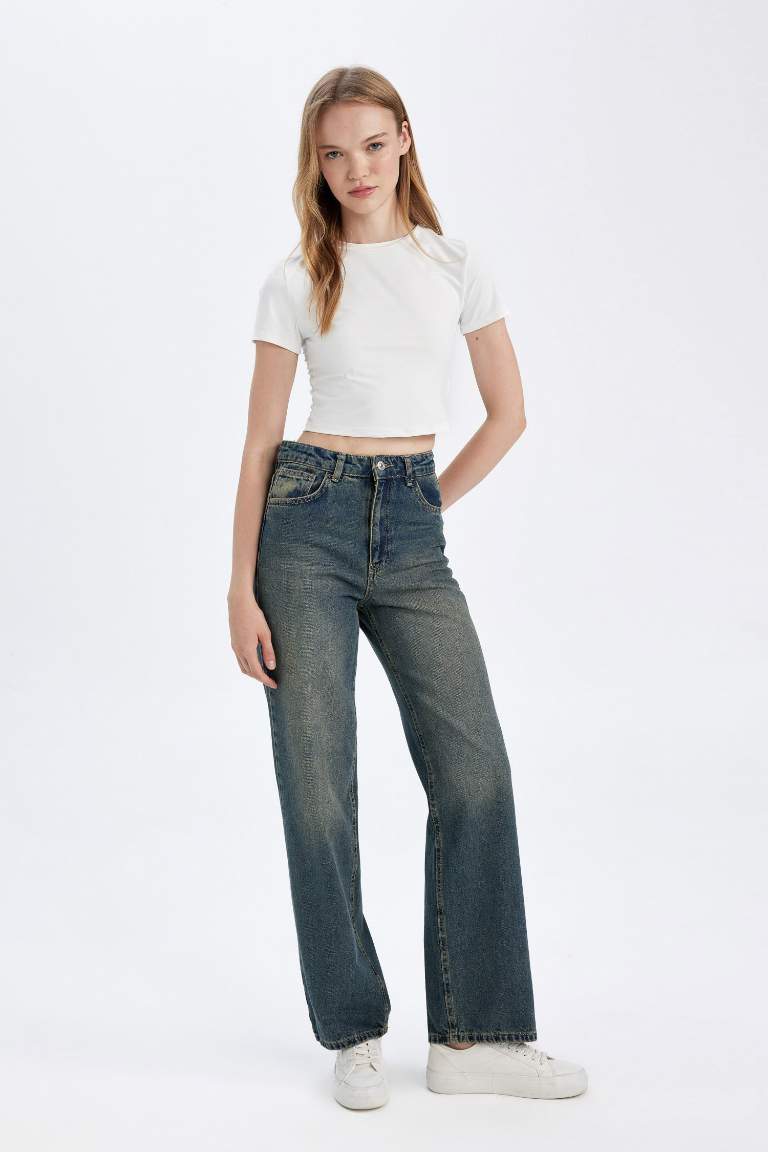 90's Wide Leg Fit High Waist Washed Jeans