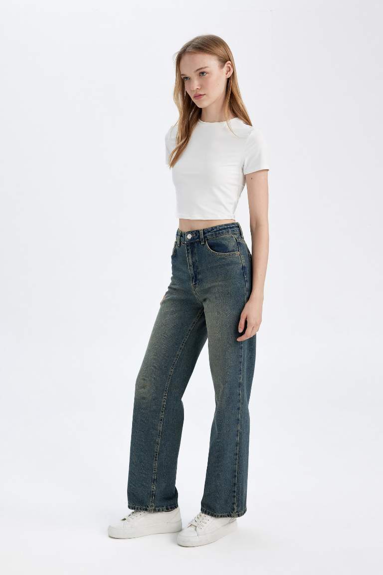 90's Wide Leg Fit High Waist Washed Jeans