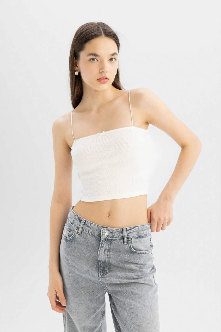 White WOMAN Fitted Ribbed Camisole Crop Top 3134580 | DeFacto