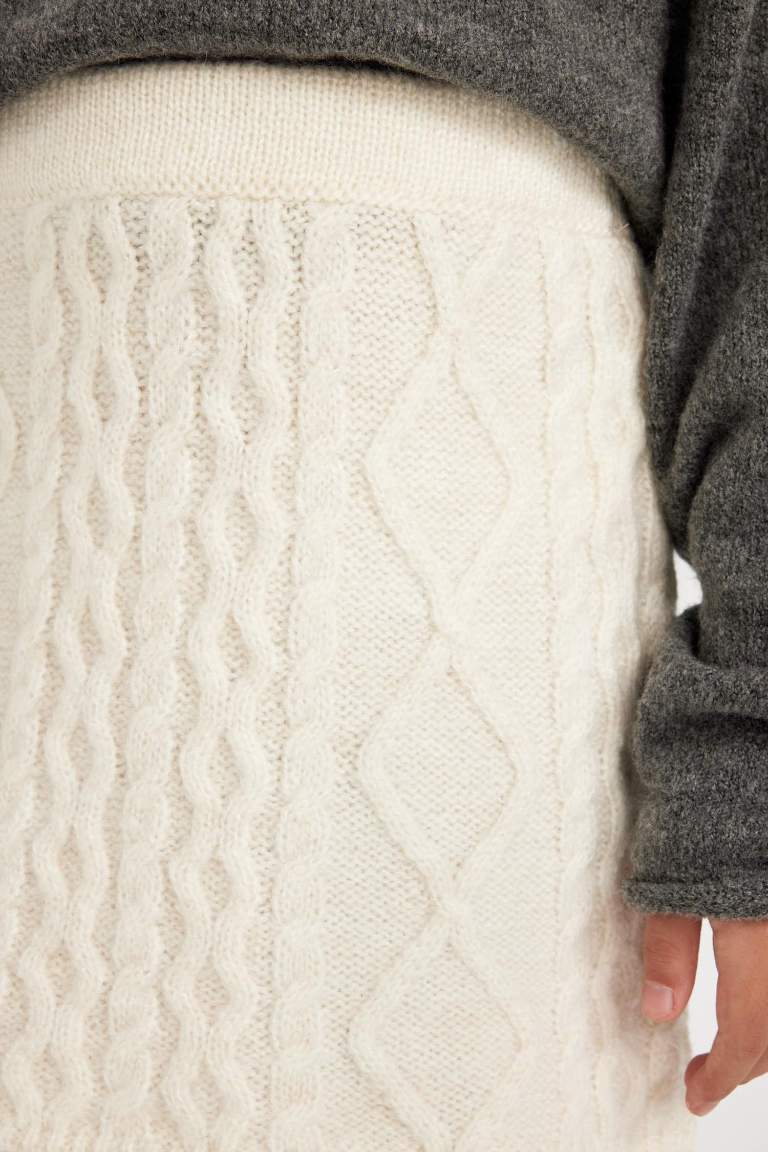 Girl Knit Detailed Knitted Skirt