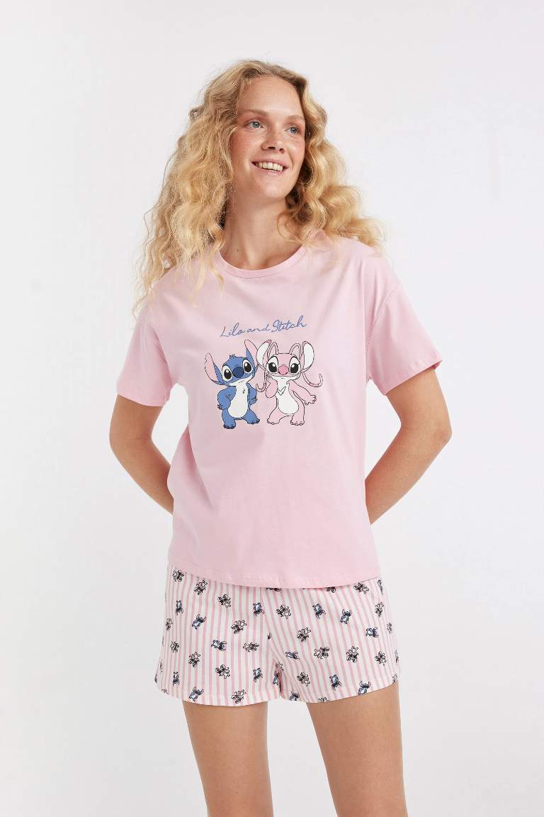 Ensemble de Pyjama Disney Lilo & Stitch Coupe Régulière à Manches Courtes de Fall In Love