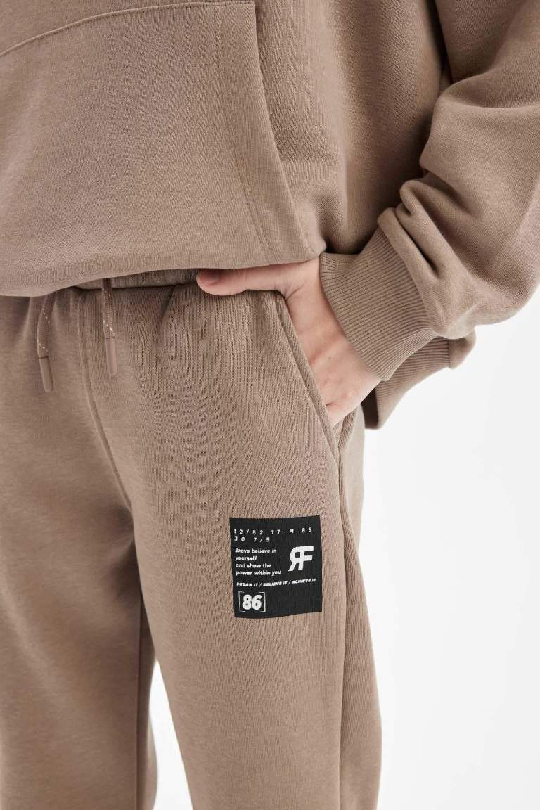 Boy Woven Labeled Elastic Waist Leg Jogger Sweatpants