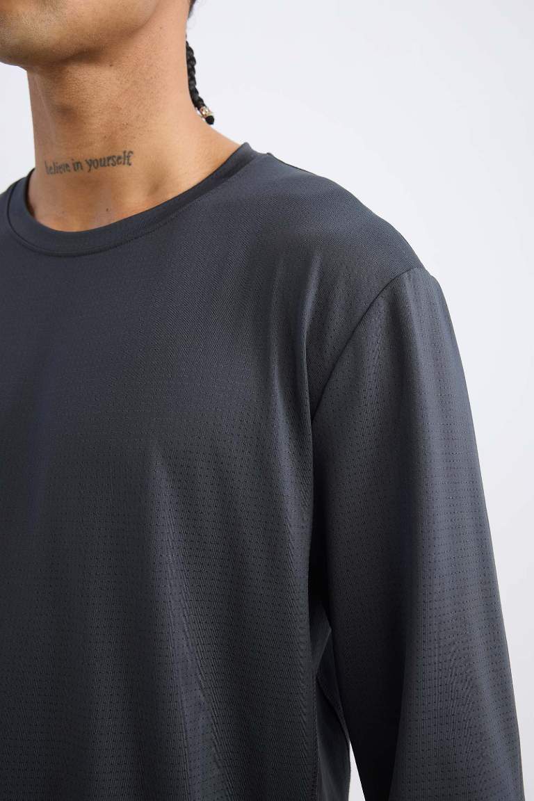 DeFactoFit Standard Fit Long Sleeve Basic T-Shirt