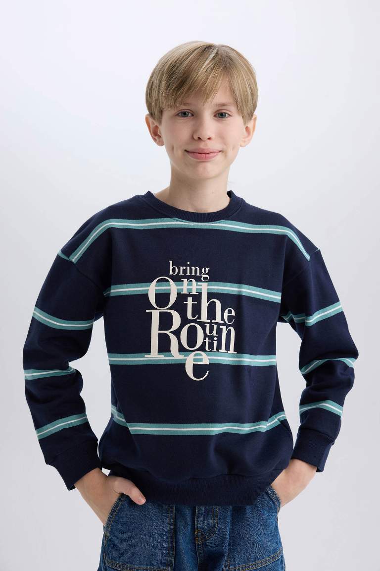 Boy Oversize Fit Crew Neck Printed Sweatshirt